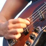 750589248-the-strokes-bonnaroo-music-festival-guitare-electrique-musicien-rock