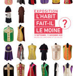 Affiche-de-l-exposition-l-habit-fait-il-le-moine-au-mus%c3%a9e-de-l-archerie-et-du-valois